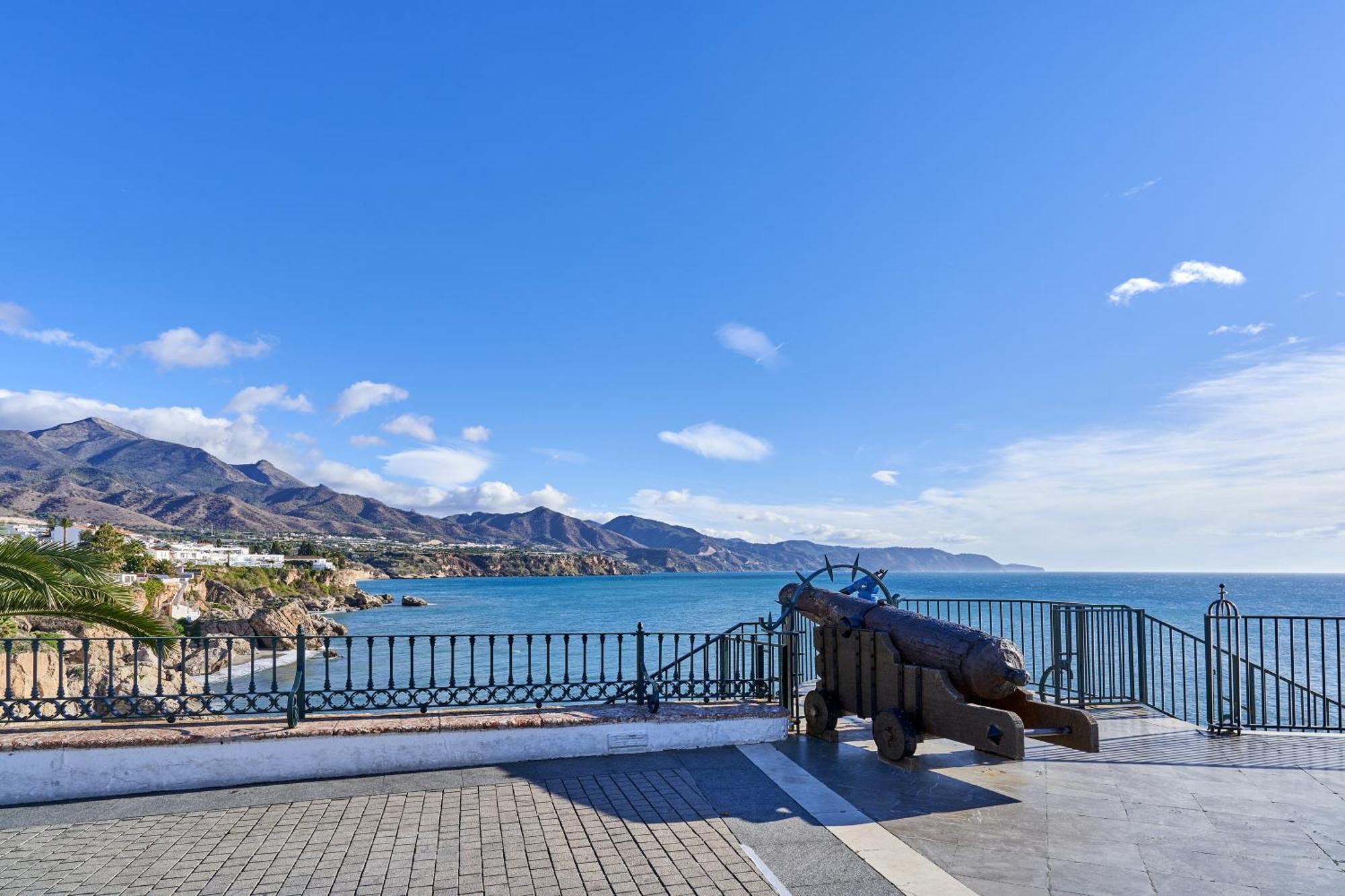 Apartamento Fernandita Nerja Bagian luar foto